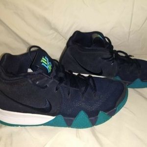 Nike Kyrie 4